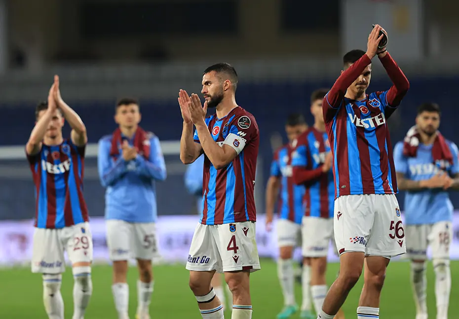 Trabzonspor'un Süper Lig'de 2023-2024 sezonu fikstürü, derbi maçları ve detaylar - 29 Trabzonspor'un Süper Lig'de 2023-2024 sezonu fikstürü, derbi maçları ve detaylar - 29