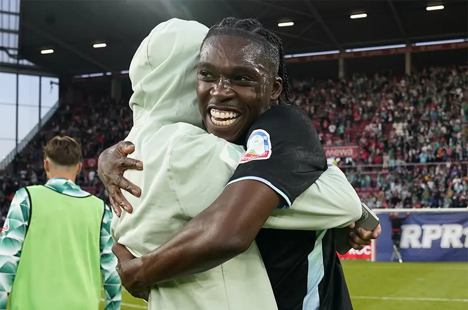 Galatasaray'a hiç beklemediği yerden Derrick Köhn piyangosu vurdu - 4