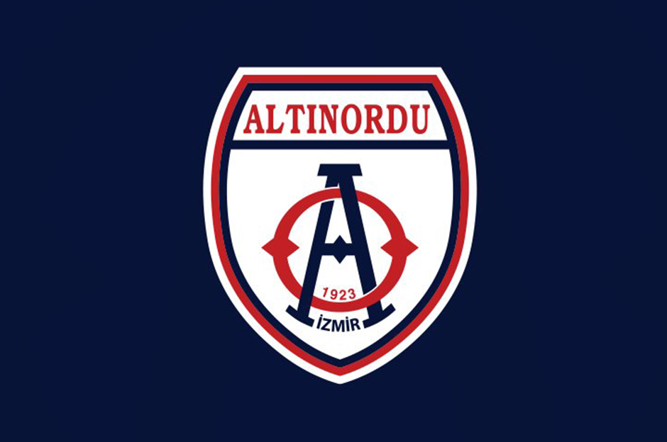 Altınordu'da 4 futbolcu A Takım'a yükseldi