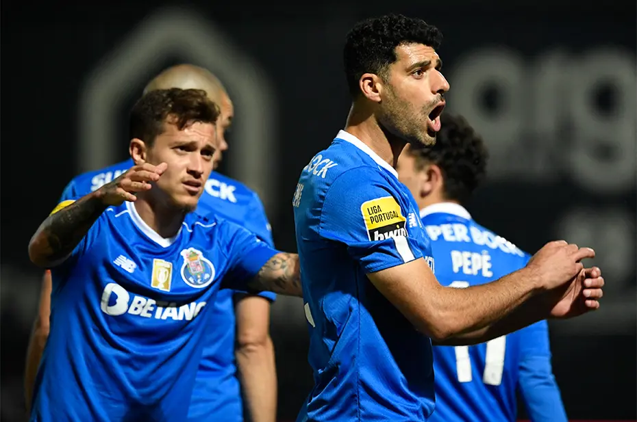 UEFA ülke puanı sıralaması güncellendi! 2 galibiyet, 1 mağlubiyet Türkiye'yi nasıl etkiledi? - 11 UEFA ülke puanı sıralaması güncellendi! 2 galibiyet, 1 mağlubiyet Türkiye'yi nasıl etkiledi? - 11