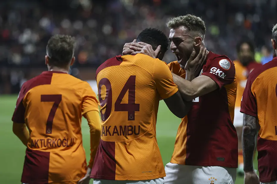 "Manchester sendromu atlatıldı" | Spor yazarları Galatasaray için ne dedi? - 2 "Manchester sendromu atlatıldı" | Spor yazarları Galatasaray için ne dedi? - 2