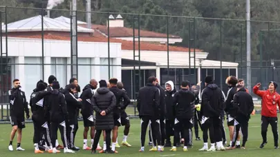 Beşiktaş'ta iki ismin sözleşmesi feshediliyor