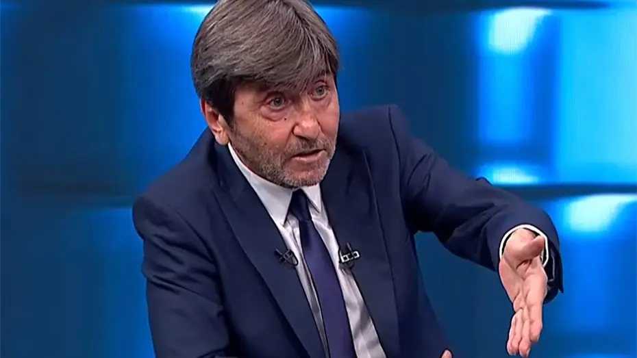 Herkes Rıdvan Dilmen'in derbi sonrası Oulai iddiasını konuşuyor: 2029'a kadar süre verdi - 4
