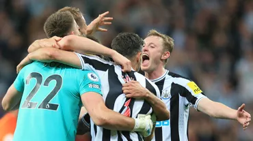Newcastle United 21 yıl sonra Şampiyonlar Ligi biletini kaptı