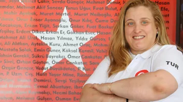 Ayşegül Pehlivanlar'dan Avrupa Paralimpik Şampiyonası'nda altın madalya