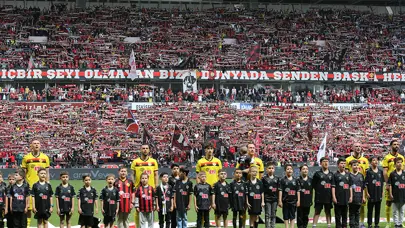 SON DAKİKA | Eskişehirspor 3. Lig'e yükseldi