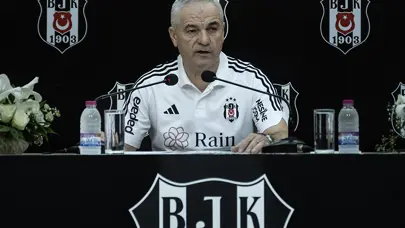 Rıza Çalımbay son sakatlığı açıkladı: Basın toplantısına gelirken haberi doktordan aldı