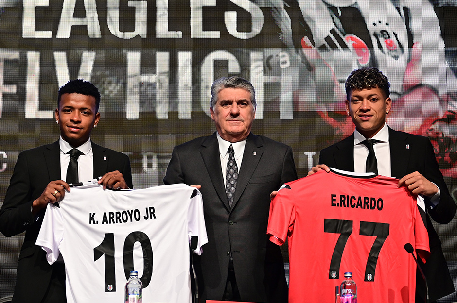 Serdal Adalı'dan Keny Arroyo ve Elan Ricardo eleştirilerine yanıt: Solskjaer'in sözlerini açıkladı