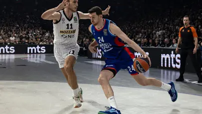 Anadolu Efes, Partizan'ı 32 sayı farkla yendi
