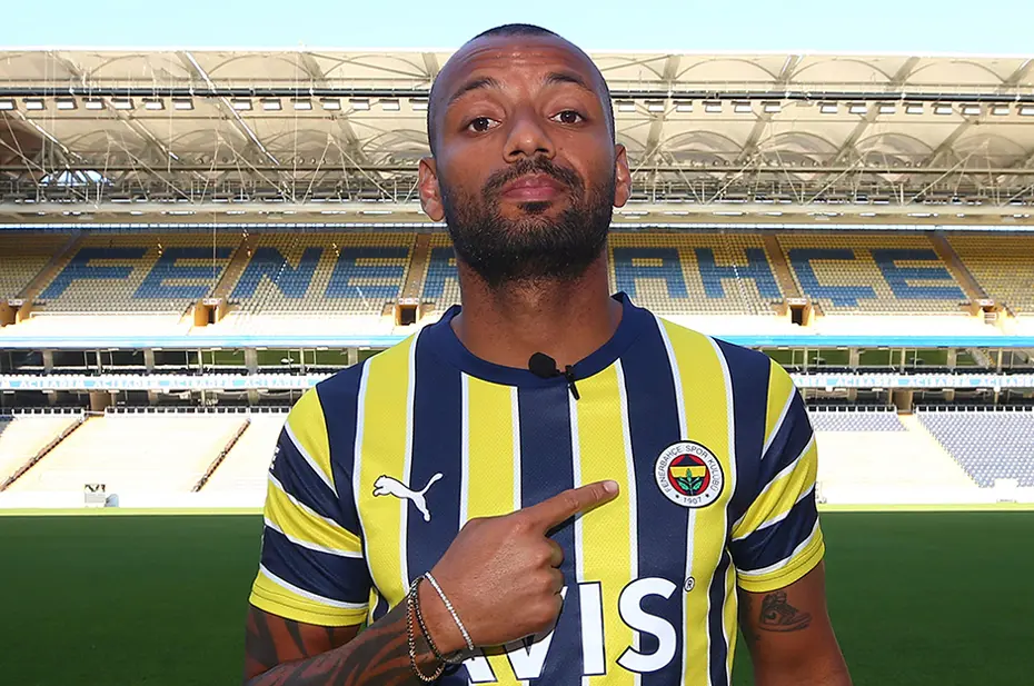 Hull City'den, Fenerbahçe'den ayrılan futbolcuya 1+1 yıllık teklif - 2