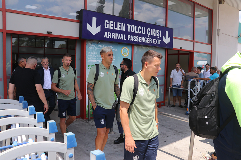 Cluj, Adana Demirspor maçı için geldi