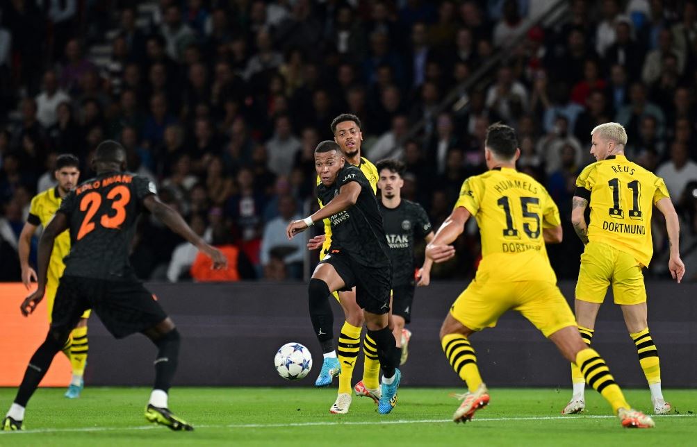 Dortmund - PSG maçı hangi kanalda, saat kaçta? Şampiyonlar Ligi yarı finali Dortmund - PSG maçı ne zaman, şifresiz mi? (İlk 11'ler)
