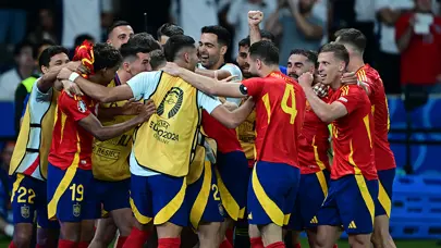 İspanya 4. kupasıyla turnuva rekoru kırdı