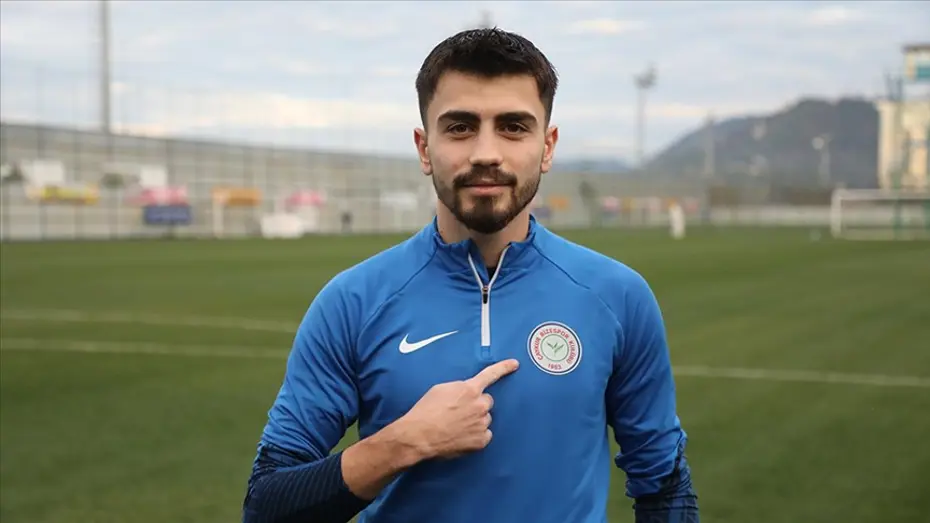 Beşiktaş'tan sağ beke yerli hamlesi: Süper Lig'in genç ismini hedef belirledi - 2 Beşiktaş'tan sağ beke yerli hamlesi: Süper Lig'in genç ismini hedef belirledi - 2