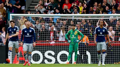 Altay Bayındır'ın ilk 11 başladığı maçta 7 gol