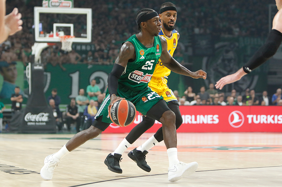 Panathinaikos taraftarından "Kıbrıs" provokasyonu