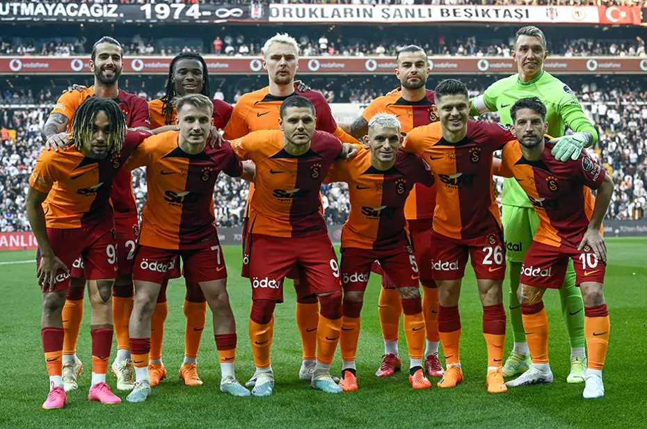 Galatasaray'da sezon sonu 5 ayrılık; birisi kulübeye - 7 Galatasaray'da sezon sonu 5 ayrılık; birisi kulübeye - 7