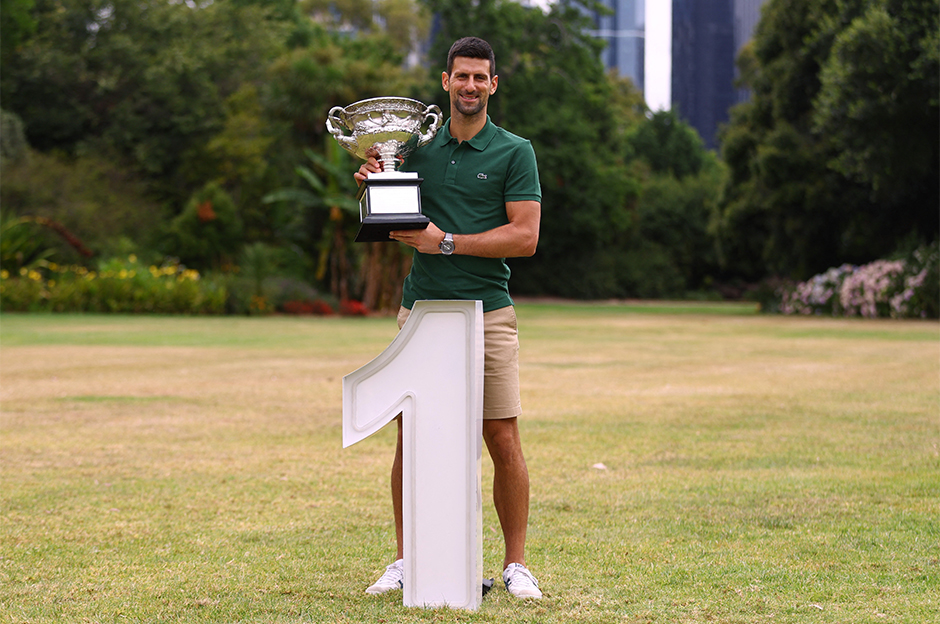 Novak Djokovic, Steffi Graf'ın rekoruna ortak oldu