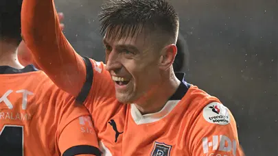 Krzysztof Piatek, Süper Lig devine: İlk görüşme gerçekleşti