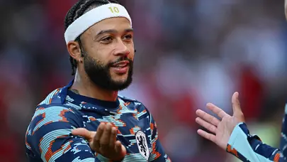 Memphis Depay'ın yeni takımı resmen açıklandı