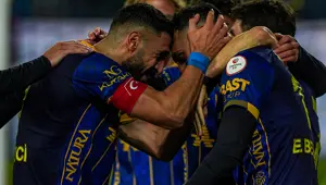 Ankaragücü lideri yendi, puan durumu karıştı Ankaragücü lideri yendi, puan durumu karıştı
