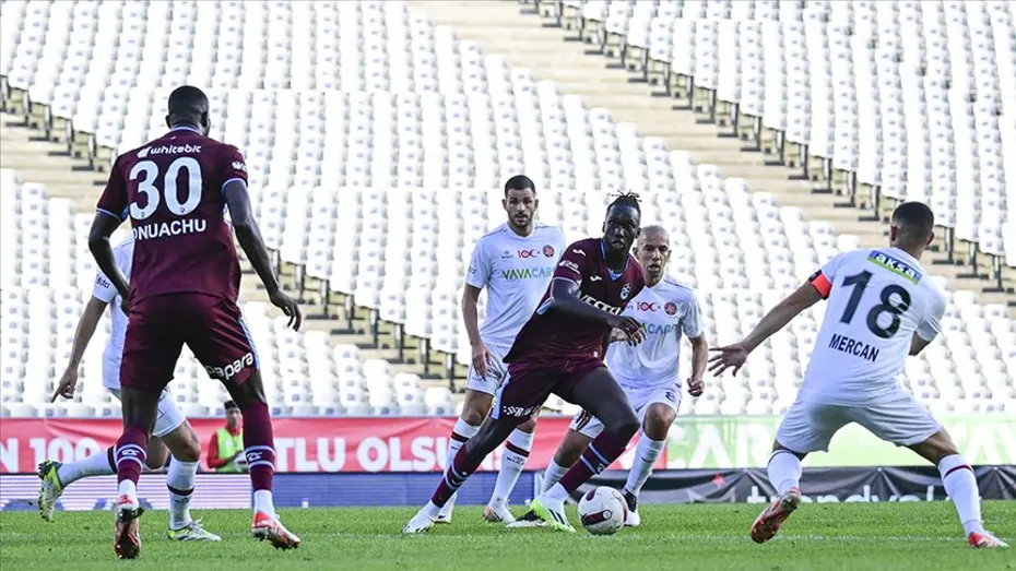 Trabzonspor'un Süper Lig'de 2023-2024 sezonu fikstürü, derbi maçları ve detaylar - 10 Trabzonspor'un Süper Lig'de 2023-2024 sezonu fikstürü, derbi maçları ve detaylar - 10