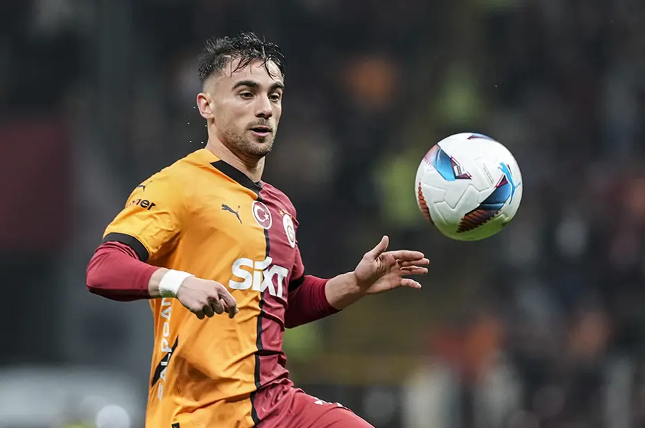 Galatasaray'dan Yunus Akgün'e çılgın zam: Tam 8 katı, yeni maaşı ortaya çıktı - 5 Galatasaray'dan Yunus Akgün'e çılgın zam: Tam 8 katı, yeni maaşı ortaya çıktı - 5