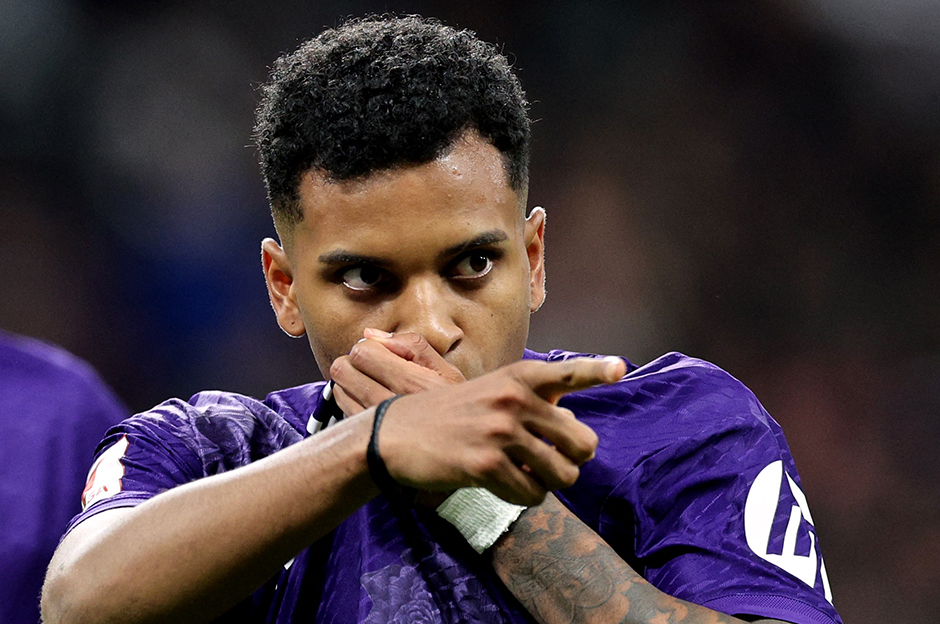 Manchester United tarihe geçecek rekor transfere hazırlanıyor