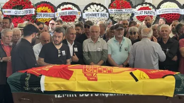 Eski milli futbolcu Mehmet Işıkal'ın cenazesi toprağa verildi