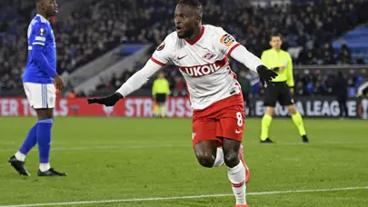 Eski Fenerbahçeli yeniden İngiltere'ye döndü