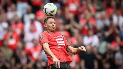 Beşiktaş ile adı anılan Nemanja Matic'in transferini resmen duyurdular