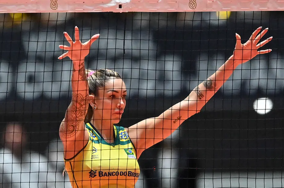 Dünyanın en zengin kadın voleybolcuları belli oldu: Zehra Güneş ve Ebrar Karakurt da listede - 5