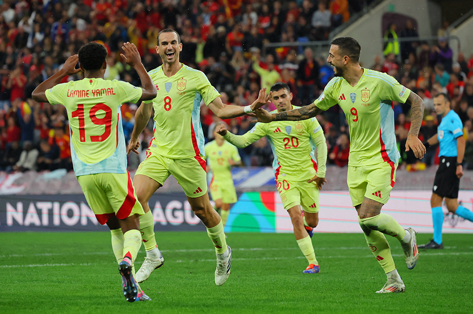 Eksik kalan İspanya, İsviçre'yi dağıttı