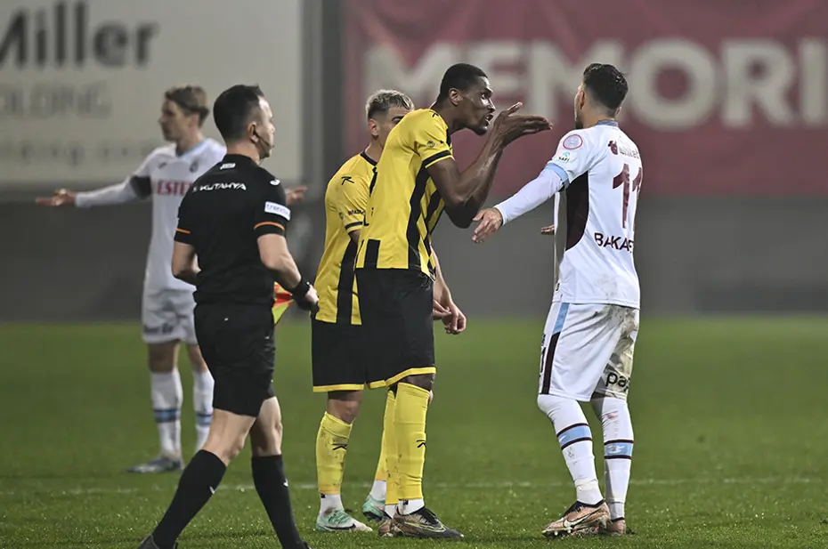 Trabzonspor'un Süper Lig'de 2023-2024 sezonu fikstürü, derbi maçları ve detaylar - 17 Trabzonspor'un Süper Lig'de 2023-2024 sezonu fikstürü, derbi maçları ve detaylar - 17