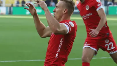 Adam Buksa'nın yeni takımı ve bonservisi belli oldu