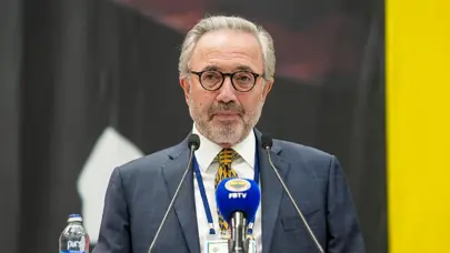 Fenerbahçe yöneticisi Hamdi Akın'dan istifa iddialarına cevap