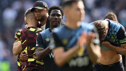 Burnley, Premier Lig'den düştü Burnley, Premier Lig'den düştü