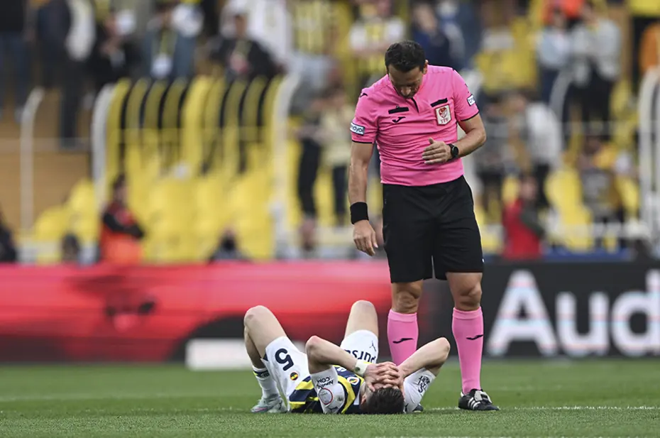 Fenerbahçe'de Rade Krunic gelişmesi: Karar çıktı - 3