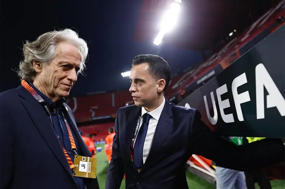 Samandıra sil baştan! Fenerbahçe'ye yeniden sportif direktör; işte o isim - 3 Samandıra sil baştan! Fenerbahçe'ye yeniden sportif direktör; işte o isim - 3