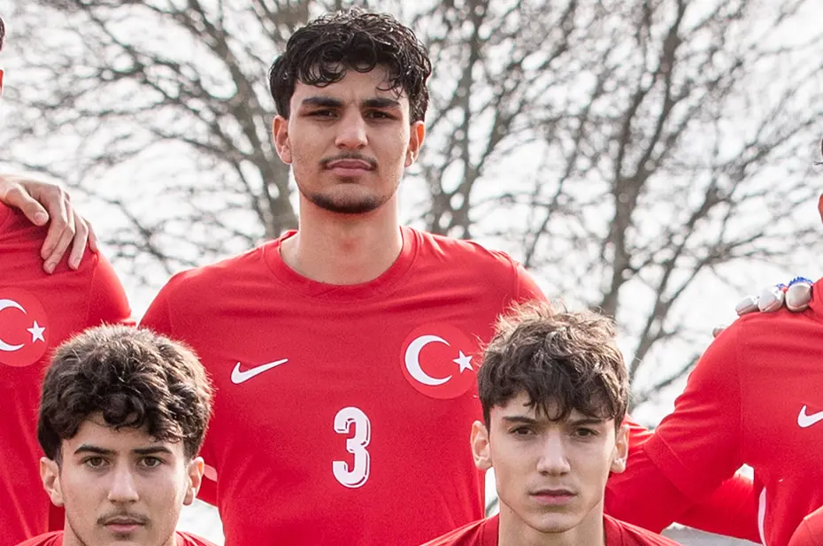 Schalke'de Galatasaray korkusu: Almanları "Üst düzey yeteneği" kaptırma endişesi sardı - 7