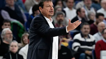 Panathinaikos koçu Ergin Ataman kimdir, kaç yaşında? Ergin Ataman hangi takımları çalıştırdı?