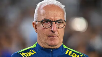 Tarihi mağlubiyet sonrası Brezilya'da gündem yeniden Carlo Ancelotti ve Jorge Jesus: "7-1'den sonra en kötü yenilgi"