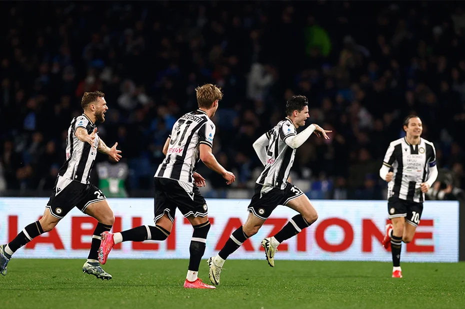 Penaltı için tartışma çıktı: Takım arkadaşları gole sevinmedi - 1