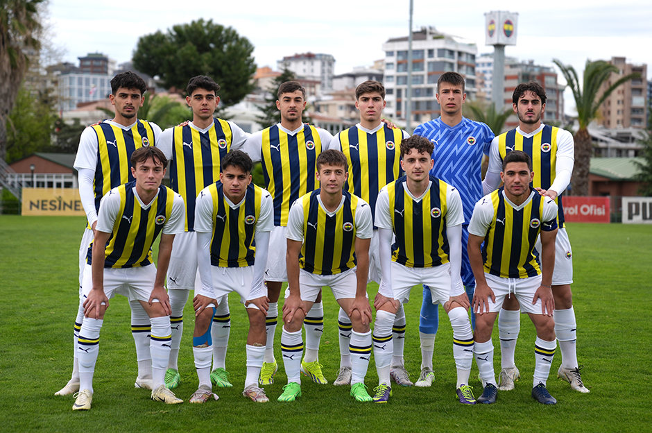 Fenerbahçe kafilesi Şanlıurfa'ya kaç futbolcuyla gitti? Ali Koç ve yönetim tam kadro