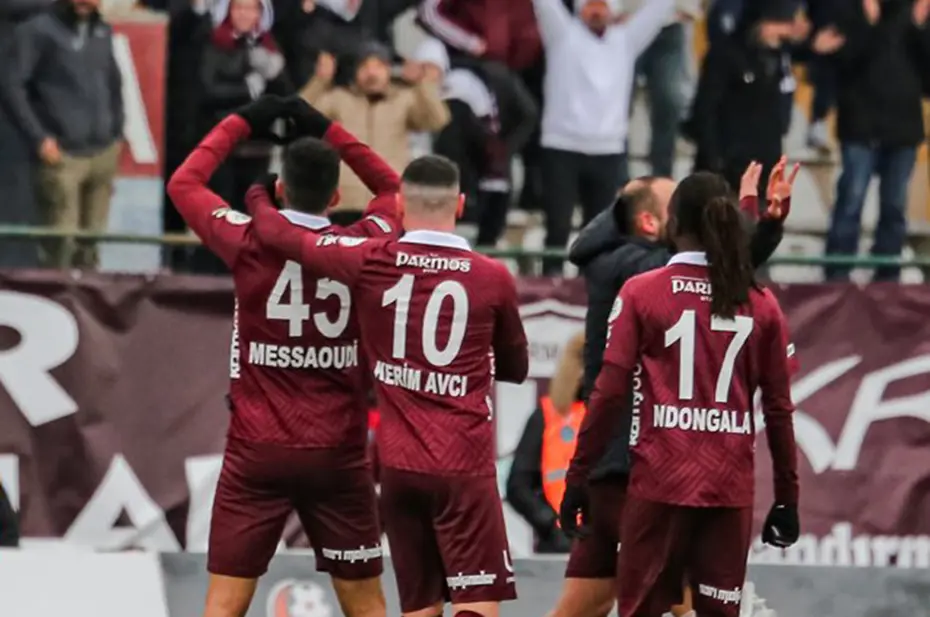 Süper Lig'e son bilet: Fatih Karagümrük-Bandırmaspor maçı ne zaman, saat kaçta, hangi kanalda? İlk 11'ler - 6