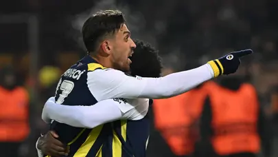 Maç sonrası olay: İrfan Can Kahveci- taraftar gerginliği