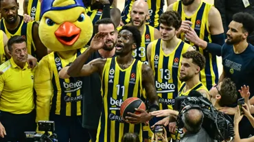 Euroleague tarihine geçen Nigel Hayes-Davis: Kendimle çok gurur duyuyorum