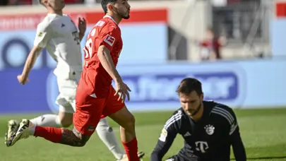 Tarihi skor: Bayern Münih, 2 farklı öne geçtiği maçta kabusu yaşadı