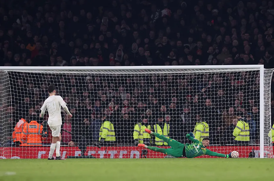 Altay Bayındır'dan "maçın hayvanı" paylaşımına cevap - 2 Altay Bayındır'dan "maçın hayvanı" paylaşımına cevap - 2