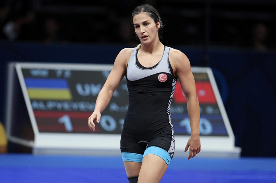 Buse Çavuşoğlu Tosun altın madalyayı son anda kaçırdı